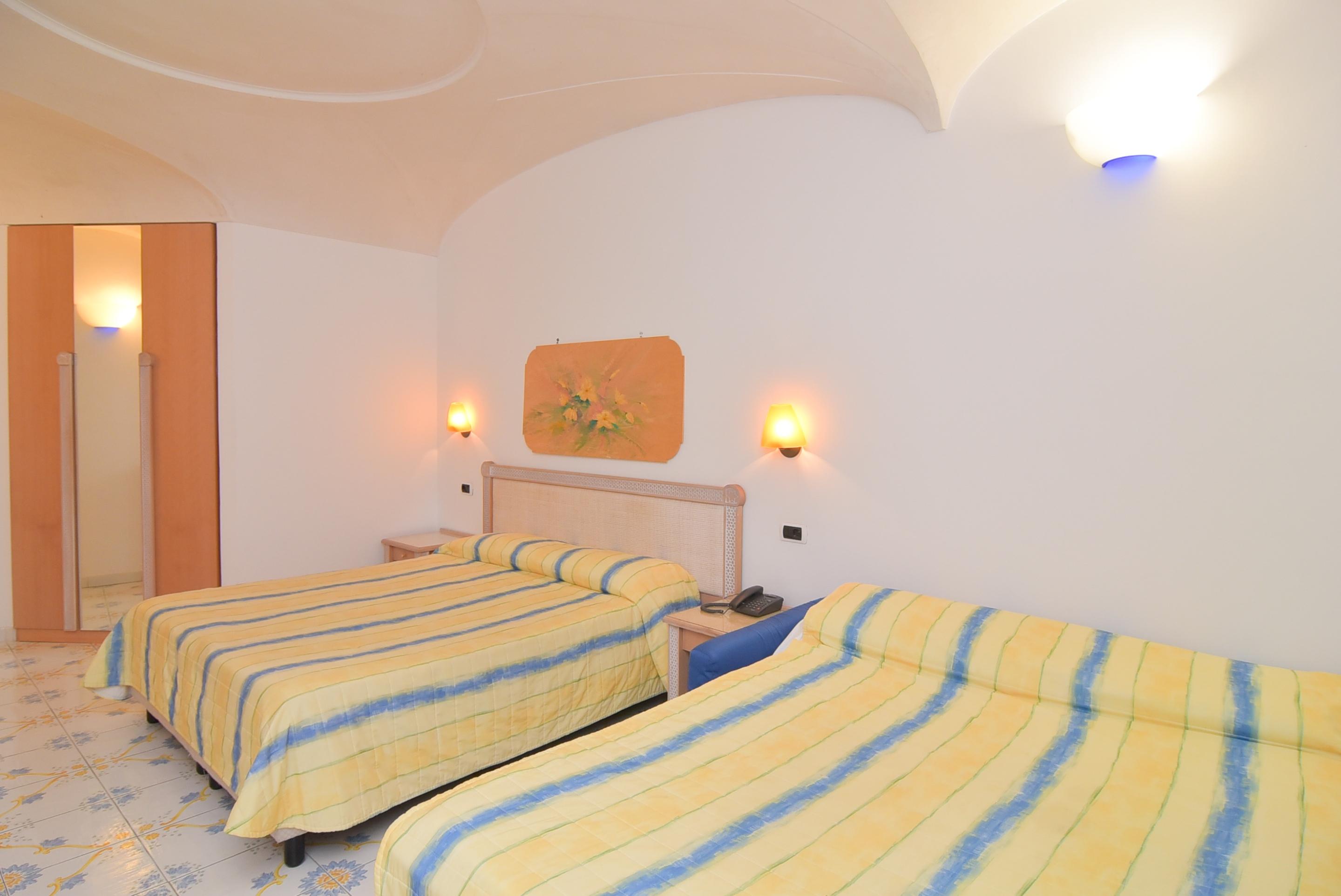 Hotel Terme Oriente - Beach & Spa Ischia Exterior photo