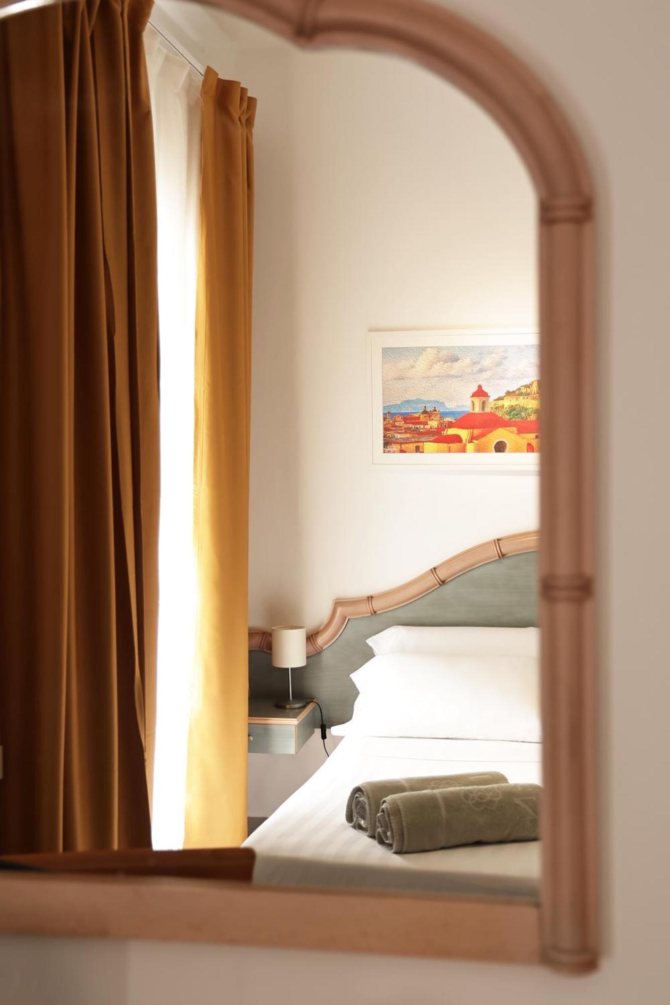 Hotel Terme Oriente - Beach & Spa Ischia Exterior photo